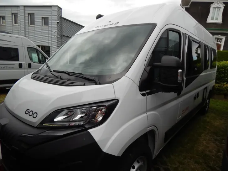 Fahrzeugbild Sunlight Cliff 600 Entry Peugeot #7