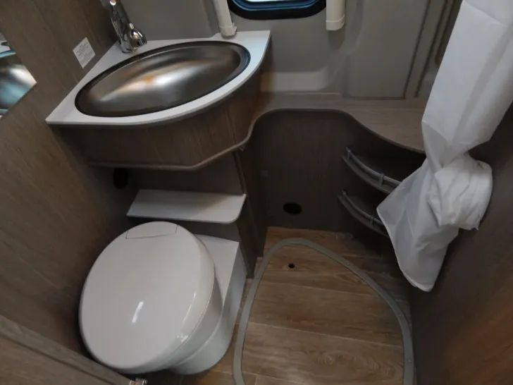 Fahrzeugbild Pössl 2Win Plus Citroen 140 PS LAST-EDITION-25 SALE #14