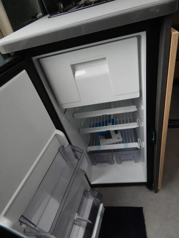 Fahrzeugbild Dethleffs Globetrail 600 ER Fiat Einzelbetten #13