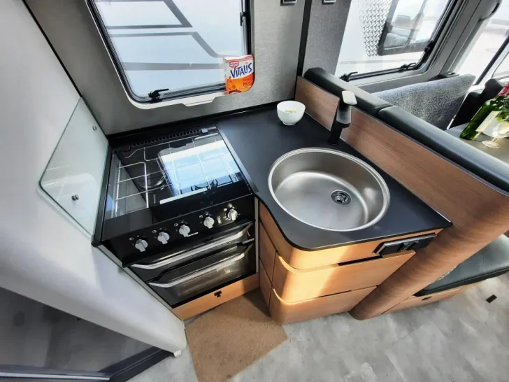Fahrzeugbild Hymer B-Klasse MC I 680 Verfüg./Sparen Sie 6.465,- € #11
