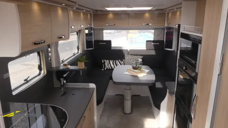Fahrzeugbild Frankia TOGETHER A 740 PLUS Mit Hubstützenanlage #8