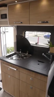Fahrzeugbild Frankia TOGETHER A 740 PLUS Mit Hubstützenanlage #11