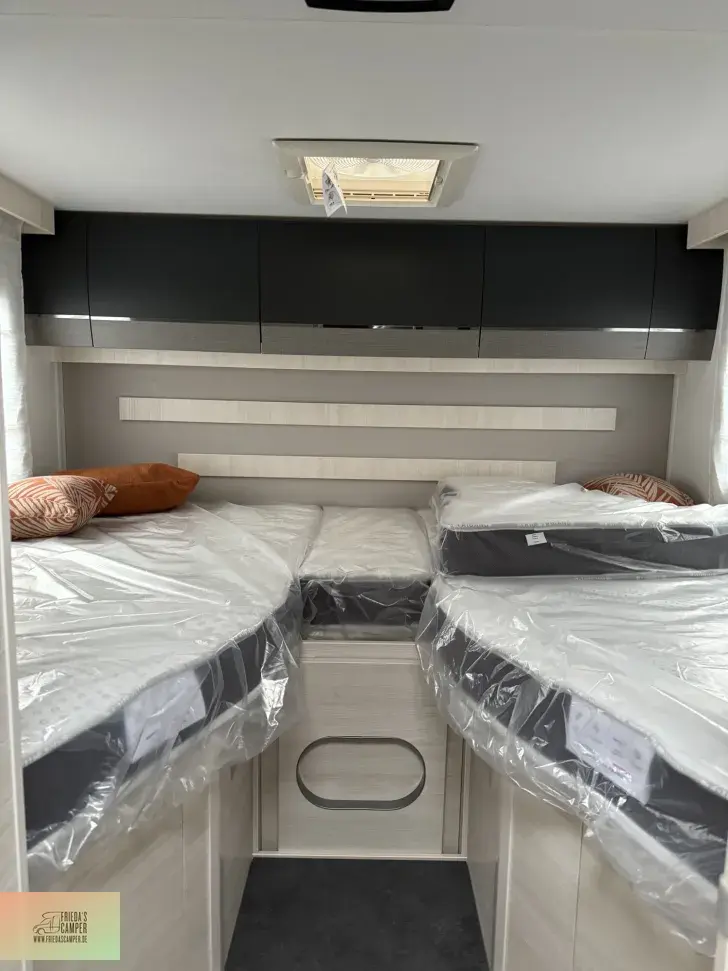 Fahrzeugbild Chausson Titanium Ultimate 777 alle Pakete,Hubbett #5