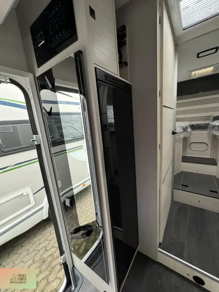 Fahrzeugbild Chausson Titanium Ultimate 777 alle Pakete,Hubbett #12