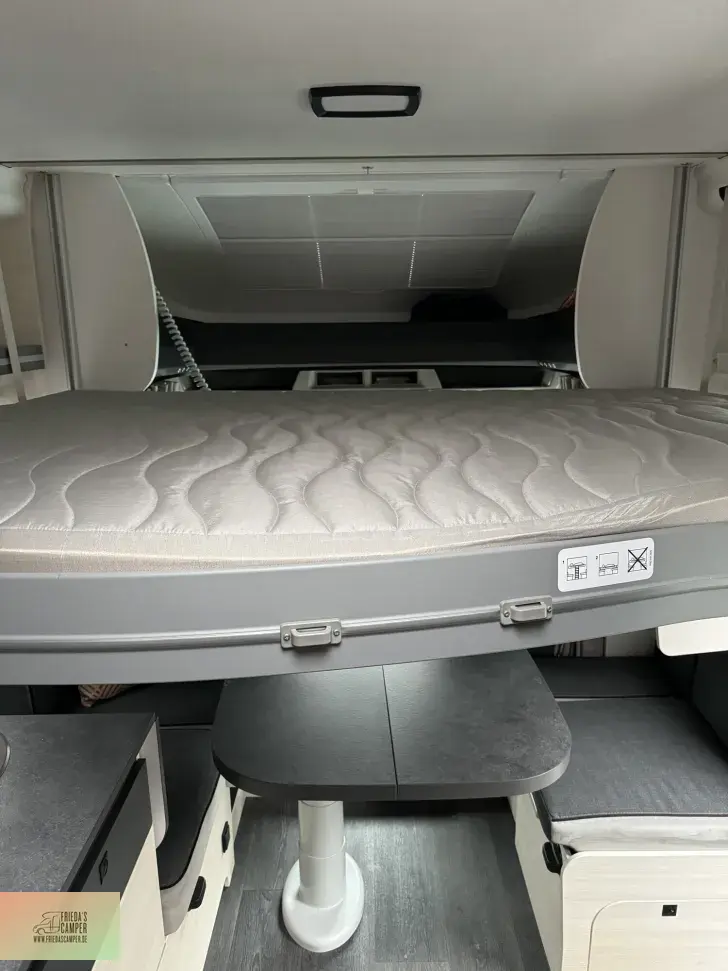Fahrzeugbild Chausson Titanium Ultimate 777 alle Pakete,Hubbett #15