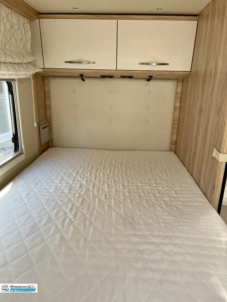 Fahrzeugbild Eura Mobil Profila RS 675 SB Mondial Edition Dachklima & Lithiumbatterie #12