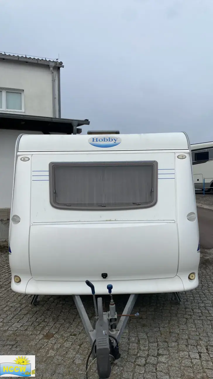 Frontal Vorne Hobby De Luxe 440 SF