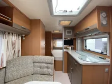 Sicht vorne-hinten Tabbert Rossini 450 HTD