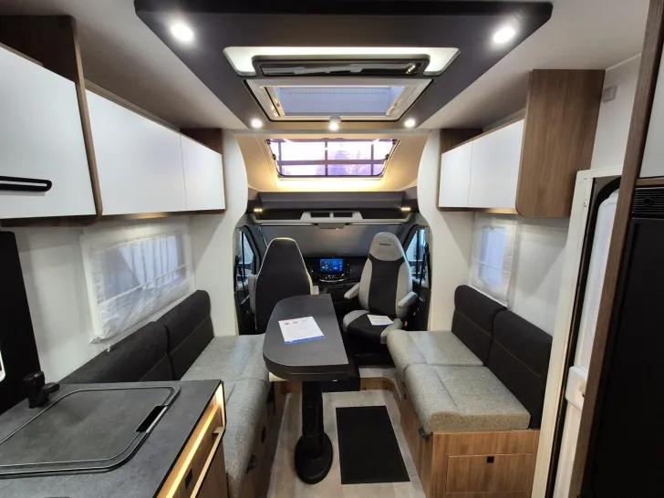 Fahrzeugbild Chausson Teilintegriert Sweet Line 797 Xenon/Lithium/Solar/ohne Hubbett #15