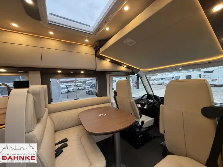 Fahrzeugbild Carthago chic c-line I 5.0 QB L Mercedes, Wechselrichter #8