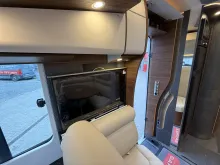 Fahrzeugbild Carthago chic c-line I 5.0 QB L Mercedes, Wechselrichter #11