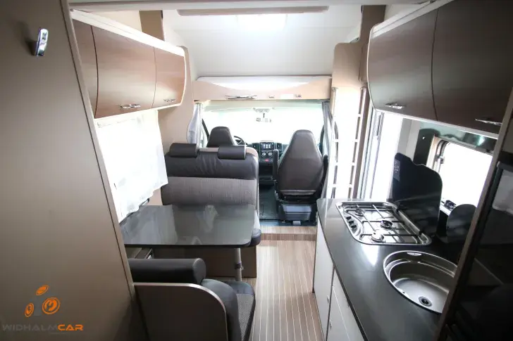 Fahrzeugbild Etrusco A 7300 DB #22