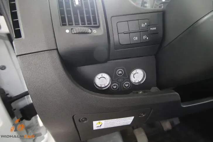 Fahrzeugbild Etrusco A 7300 DB #11