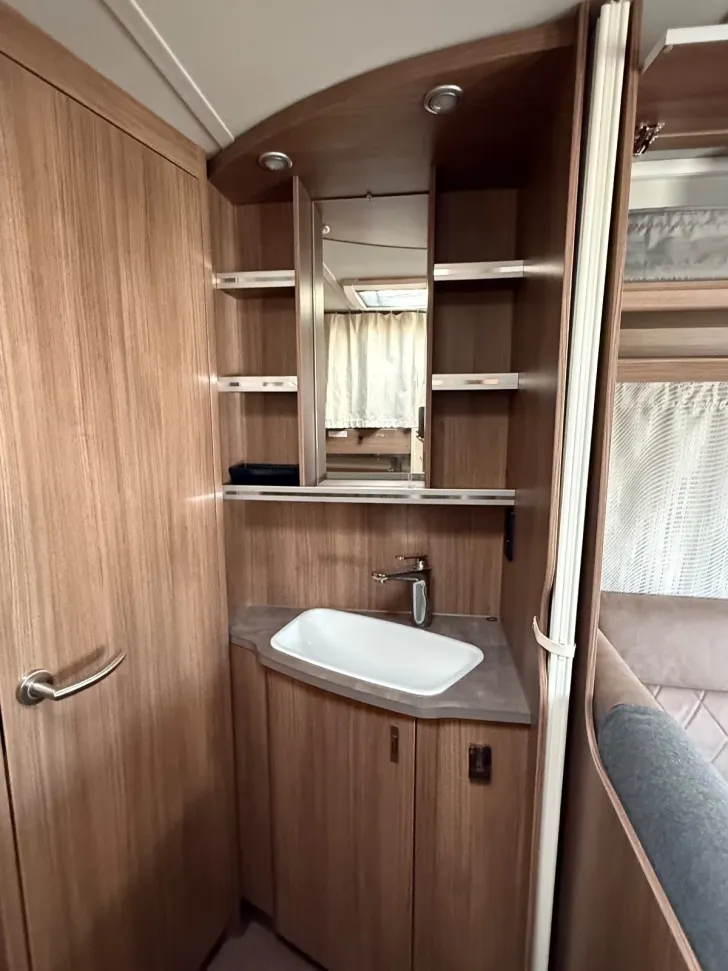 Fahrzeugbild Tabbert Rossini 620 DM 2,5 Finest Edition technisch / optisch #8