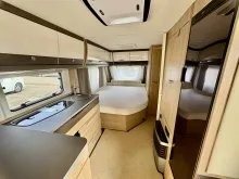 Fahrzeugbild Bürstner Averso 590 TS Mover/Klima/Fußbodenheizung #4