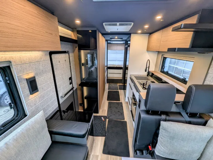 Fahrzeugbild Niesmann + Bischoff Flair 920 207 PS / 7,49 t, Luftfederung #12