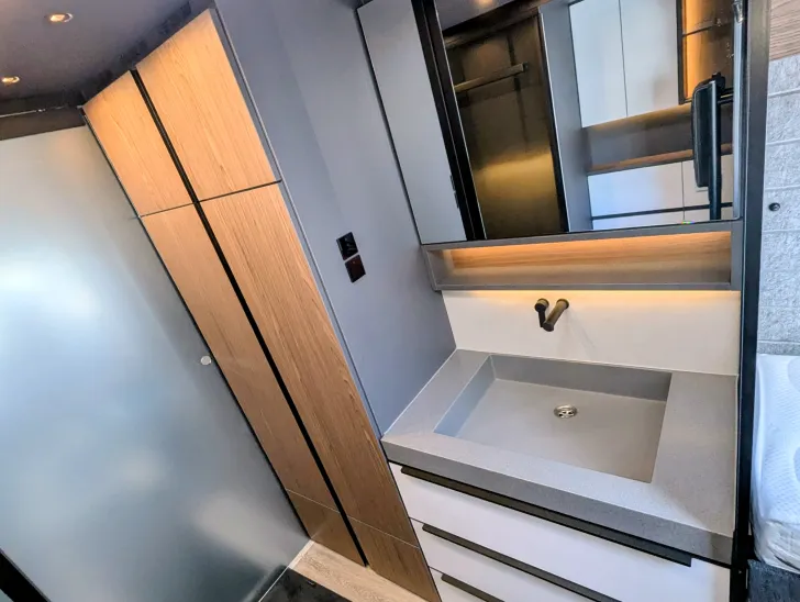 Fahrzeugbild Niesmann + Bischoff Flair 920 207 PS / 7,49 t, Luftfederung #20