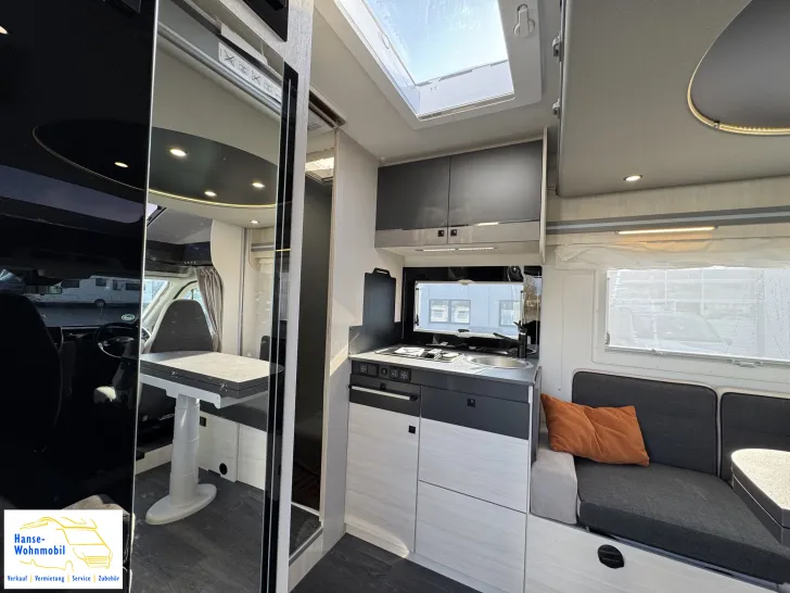 Fahrzeugbild Challenger 380 Graphite Ultimate I Klima I Arctic #6