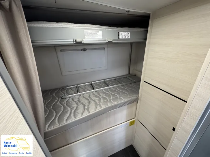 Fahrzeugbild Challenger 380 Graphite Ultimate I Klima I Arctic #14