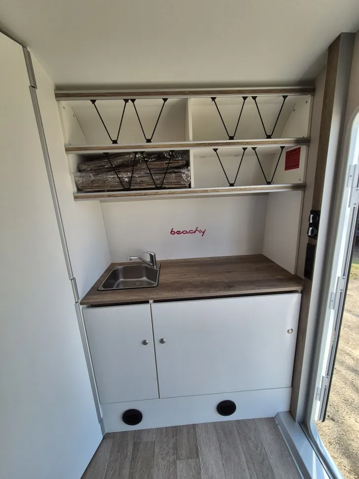 Fahrzeugbild Hobby beachy 450 #12