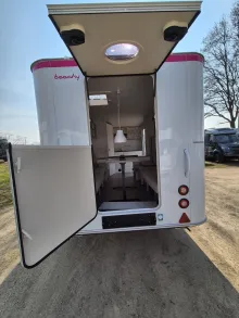 Fahrzeugbild Hobby beachy 450 #21