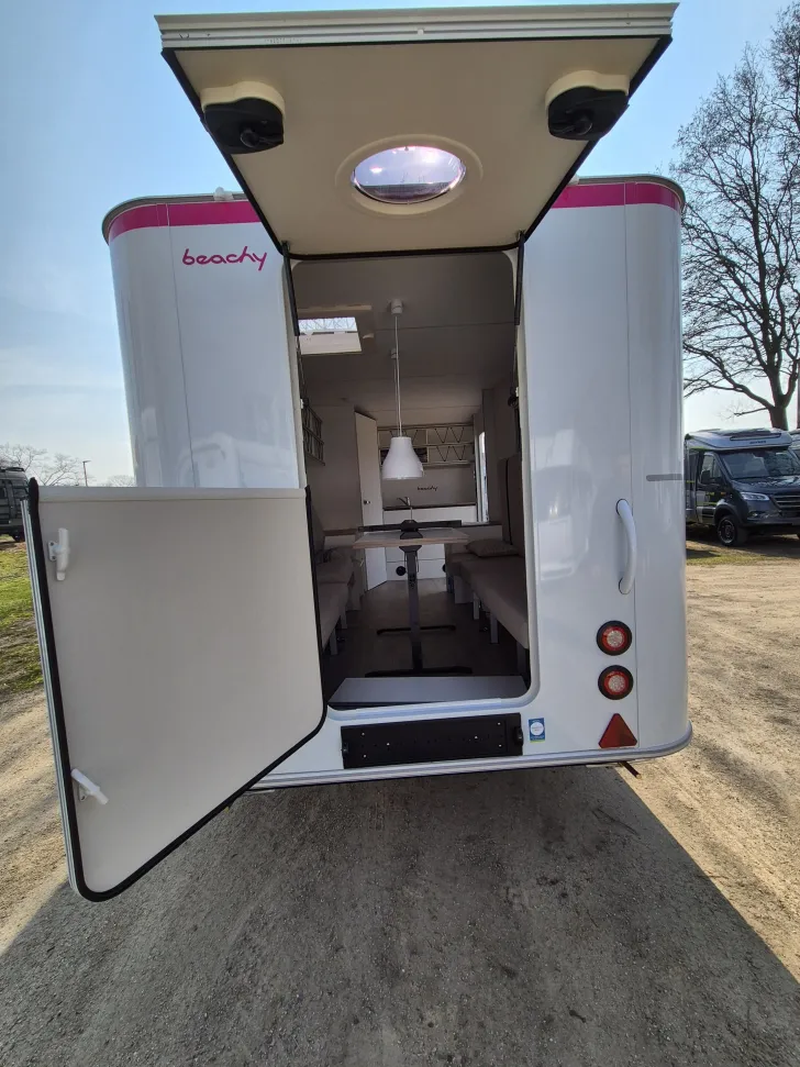 Fahrzeugbild Hobby beachy 450 #21