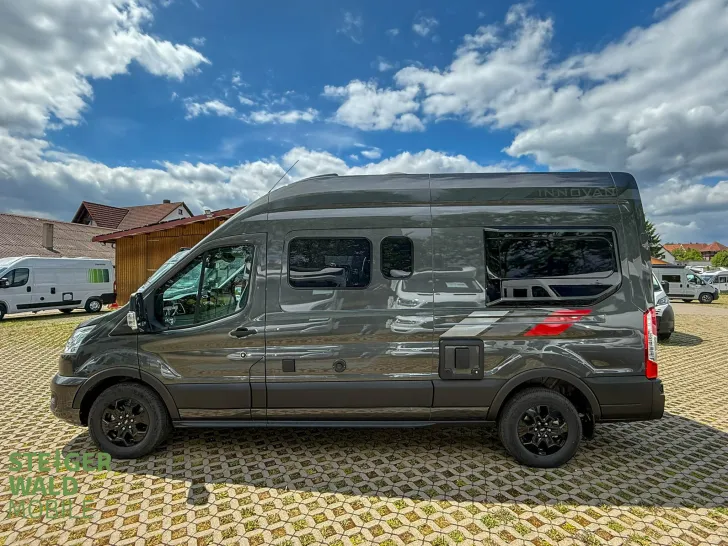 Fahrzeugbild LMC INNOVAN FORD 590 *AUT*NEW Ford #10