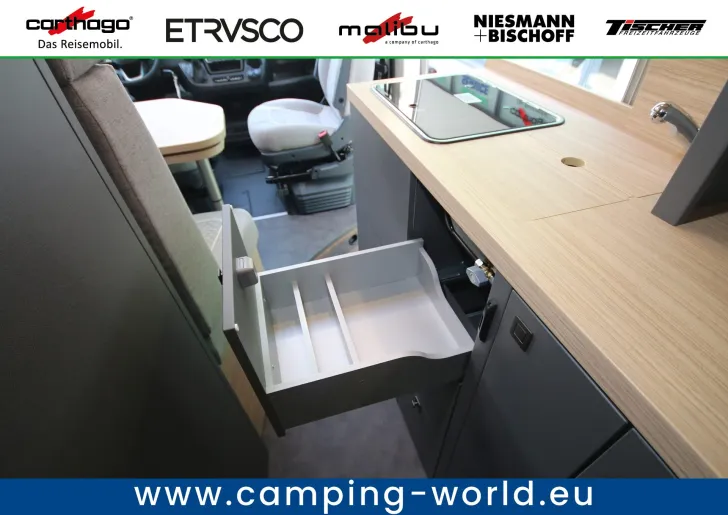 Fahrzeugbild Malibu Van First Class - Two Rooms 640 LE RB charming GT skyview #50