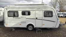 Seitlich Hymer Eriba Feeling 425 sehr gepflegt