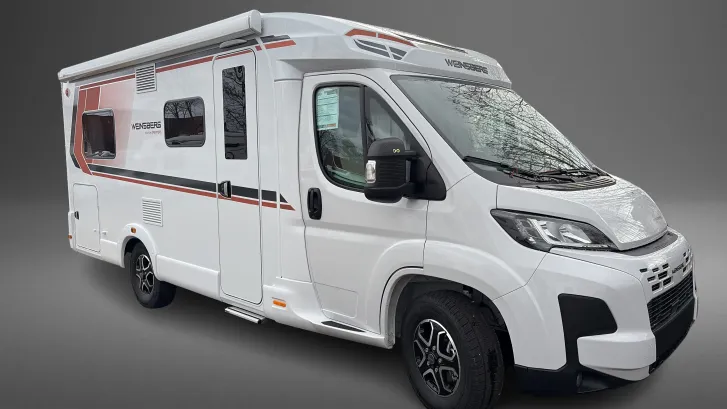 Schräg Vorne Weinsberg CaraCompact 600 MF Sofort verfügbar