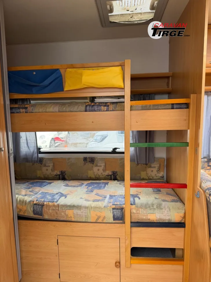 Fahrzeugbild Knaus Südwind 530 TK Etagenbetten #14
