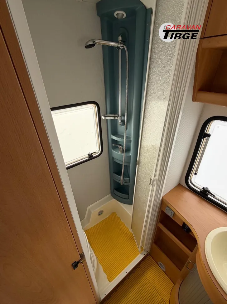 Fahrzeugbild Knaus Südwind 530 TK Etagenbetten #16