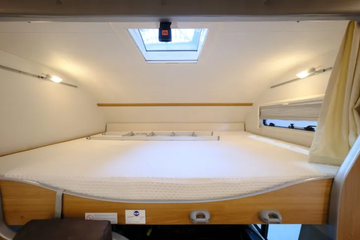 Fahrzeugbild Dethleffs Esprit Comfort A 7870-2/Festbett/Garage/Solar #14