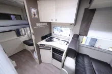 Fahrzeugbild Challenger 396 / 2x Hubbett / Klimaanlage / FINANZIERUNG #13