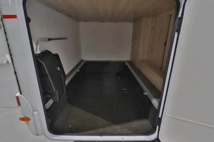 Fahrzeugbild Sunlight A 70/Festbett/Garage/6 Schlafplätze/EURO6 #7