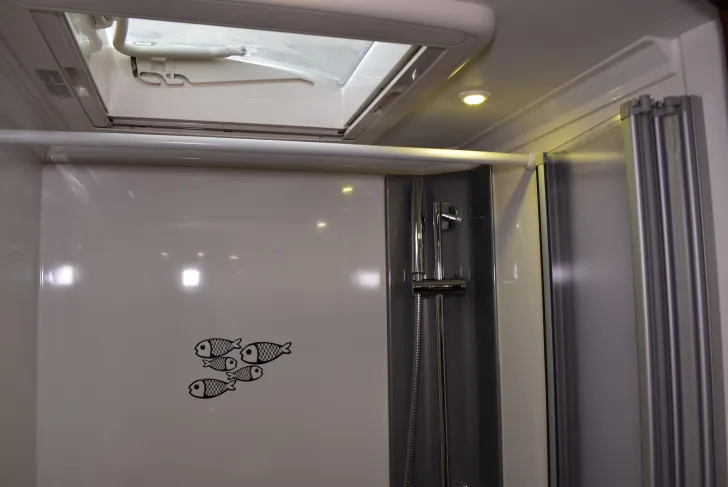 Fahrzeugbild Niesmann + Bischoff Arto 59 GL Alde Heizung, Vollluftfederung #24