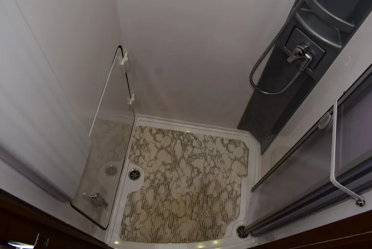 Fahrzeugbild Niesmann + Bischoff Arto 59 GL Alde Heizung, Vollluftfederung #29