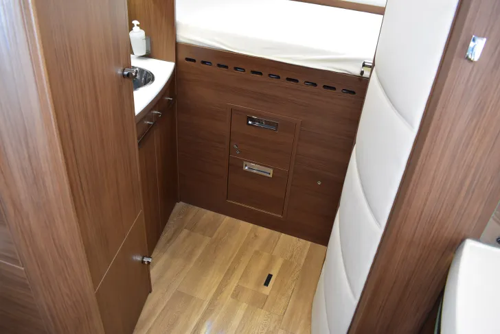 Fahrzeugbild Niesmann + Bischoff Arto 59 GL Alde Heizung, Vollluftfederung #37