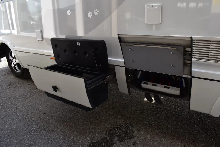 Fahrzeugbild Niesmann + Bischoff Arto 59 GL Alde Heizung, Vollluftfederung #44