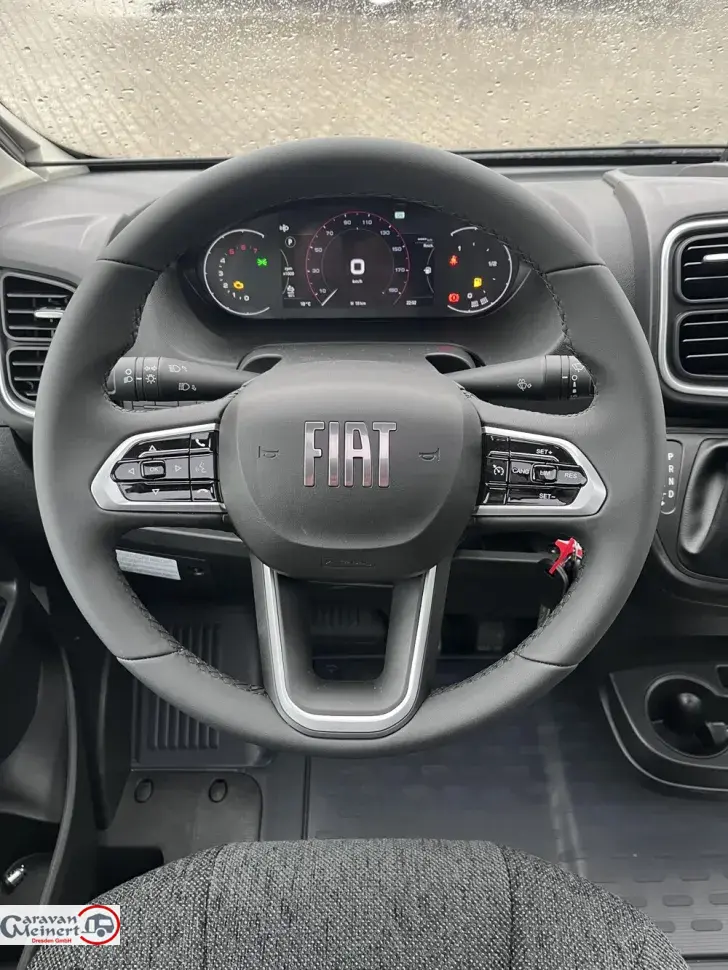 Fahrzeugbild Bürstner Signature SFT 7.0 #10