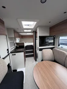 Fahrzeugbild Bürstner Signature SFT 7.0 #13