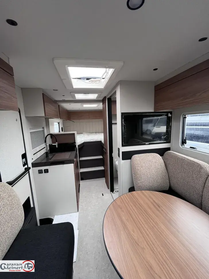 Fahrzeugbild Bürstner Signature SFT 7.0 #13