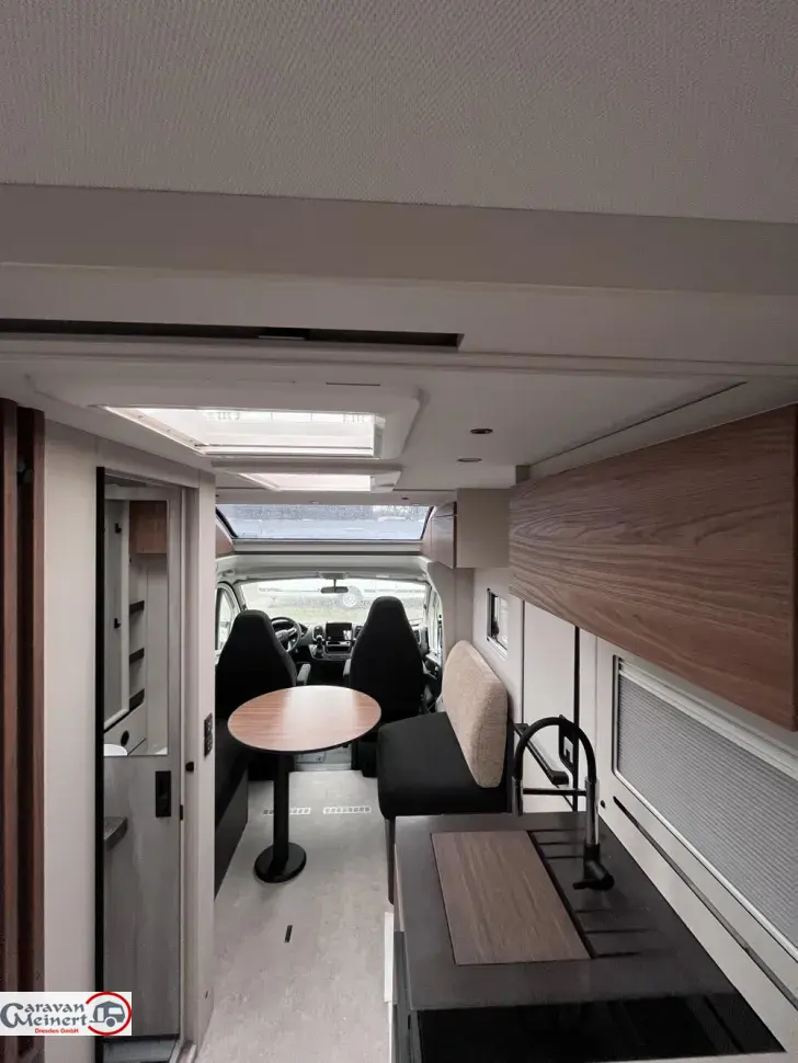 Fahrzeugbild Bürstner Signature SFT 7.0 #14