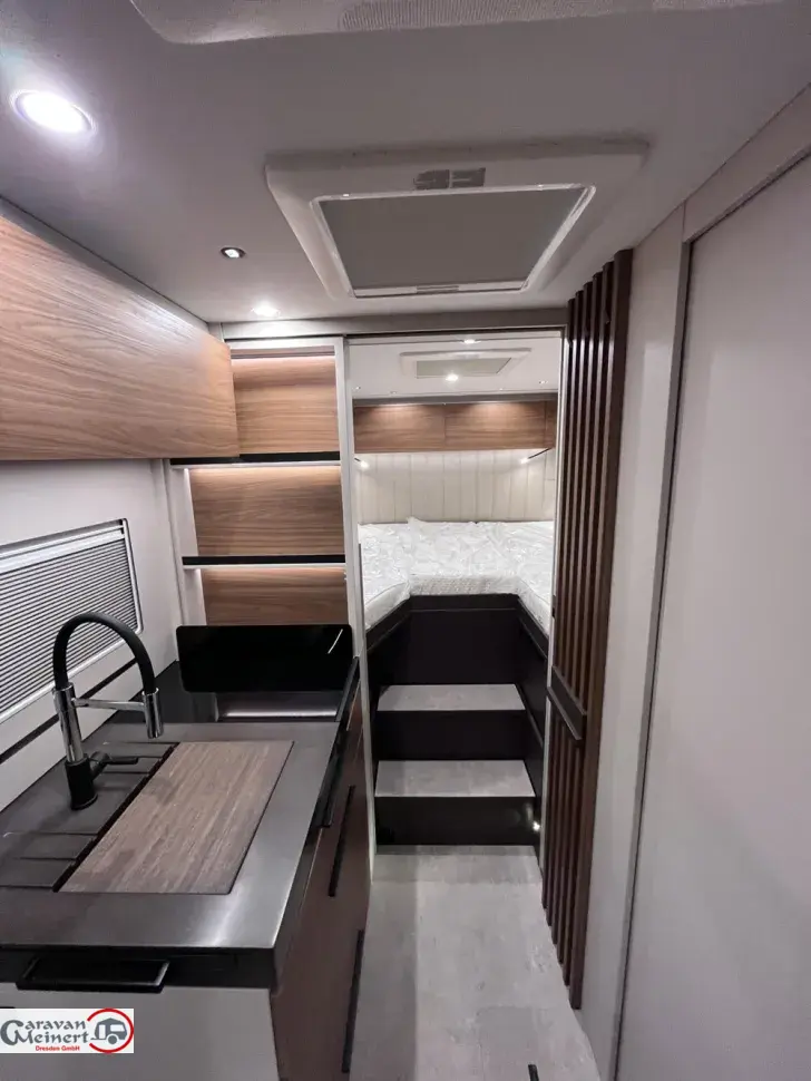 Fahrzeugbild Bürstner Signature SFT 7.0 #21