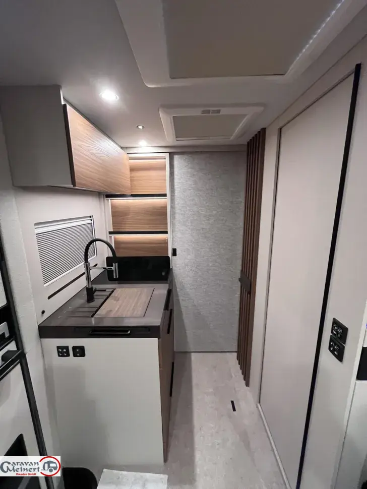 Fahrzeugbild Bürstner Signature SFT 7.0 #23