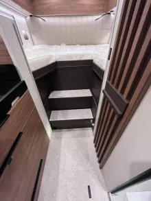 Fahrzeugbild Bürstner Signature SFT 7.0 #30