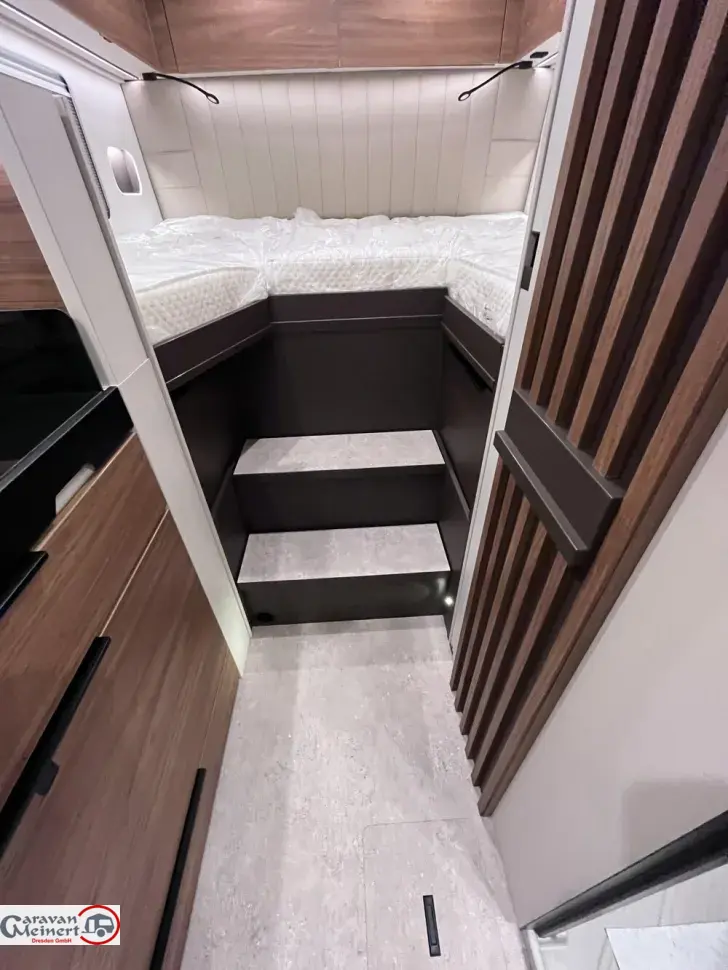 Fahrzeugbild Bürstner Signature SFT 7.0 #30