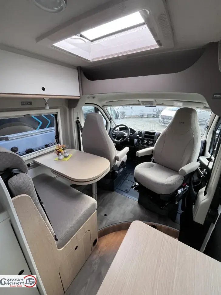 Fahrzeugbild LMC Innovan Pure 600 Automatik, Allwetter, Markise #17