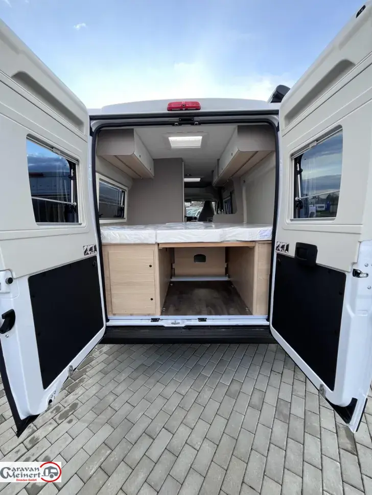 Fahrzeugbild LMC Innovan Pure 600 Automatik, Allwetter, Markise #28