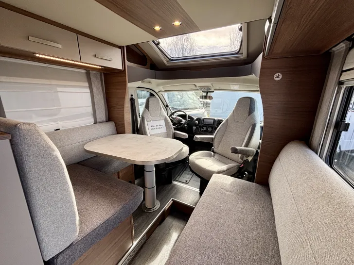 Fahrzeugbild Knaus L!VE WAVE 650 MF Auto-Sat./TV, Bike-Lift LIVE #7